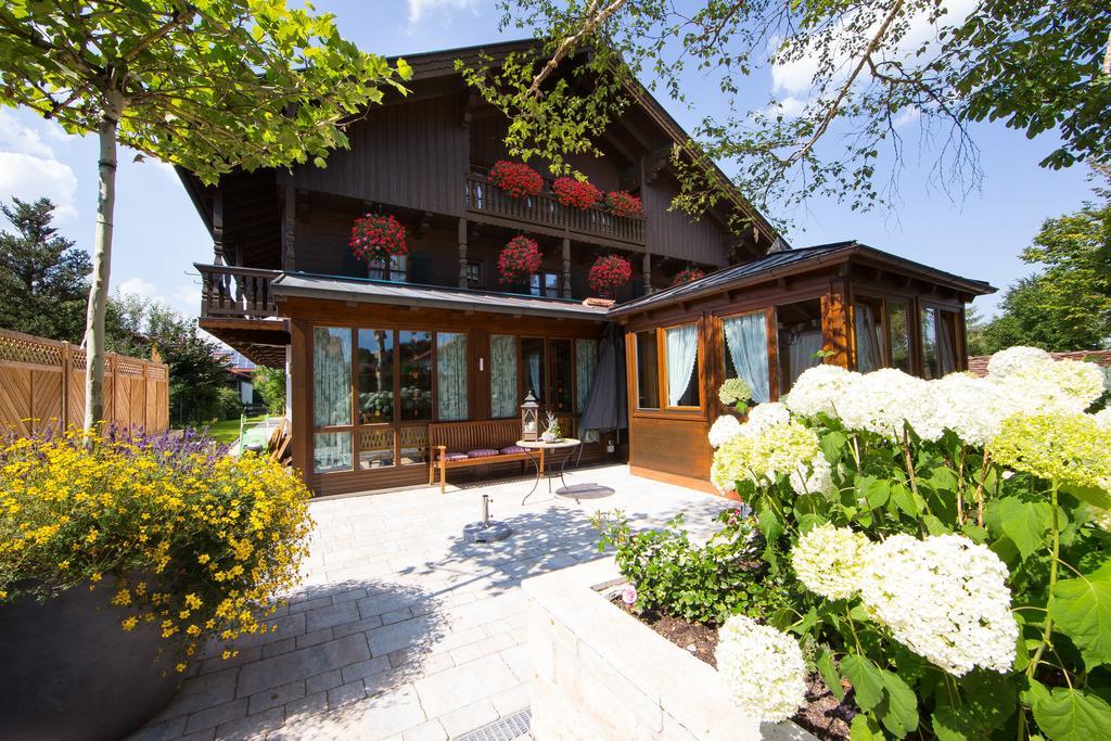 Pension Ludwig Thoma Otterfing Exterior foto